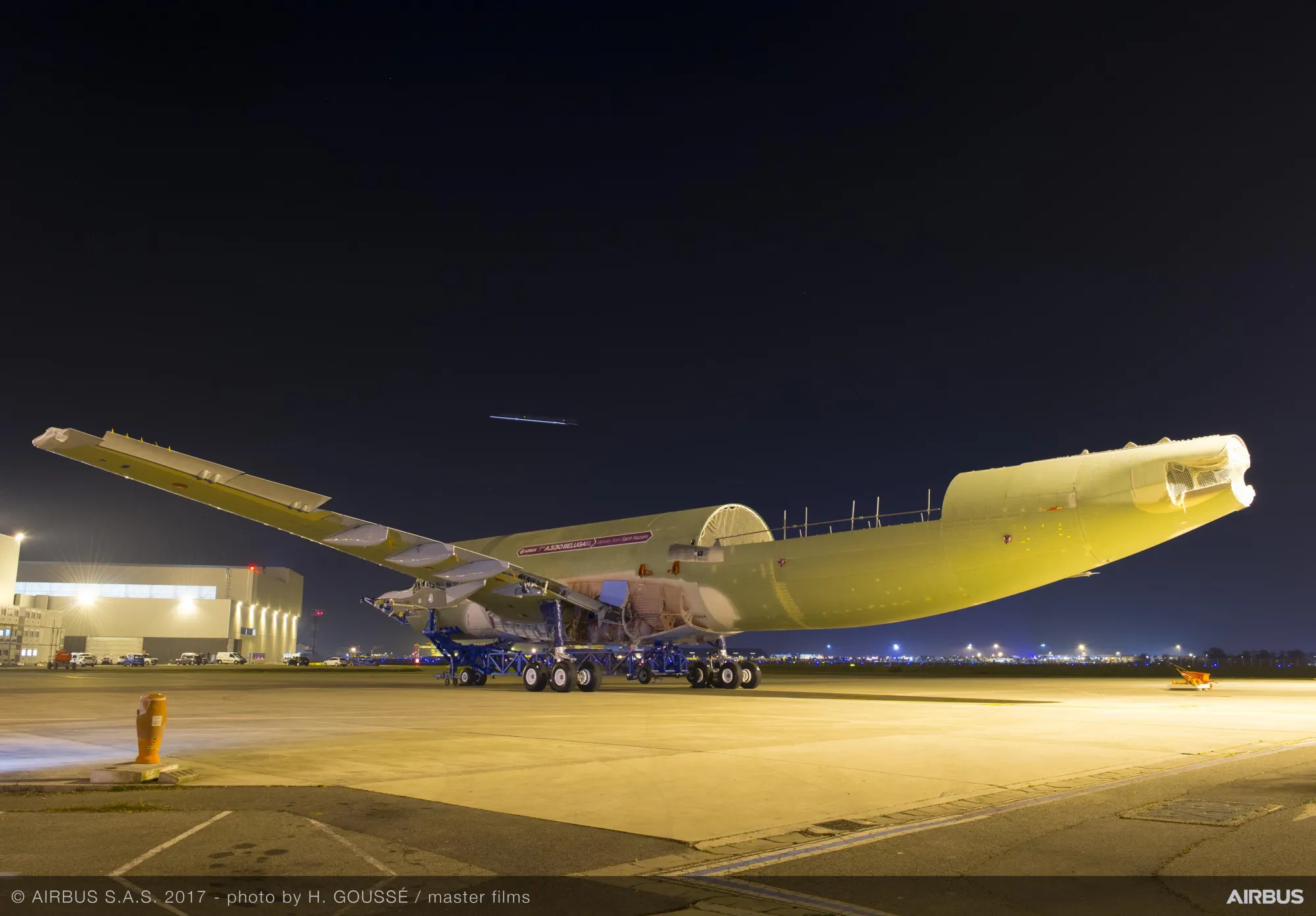 Beluga XL:n runkona käytettävä A300 siirrettävänä Toulousessa