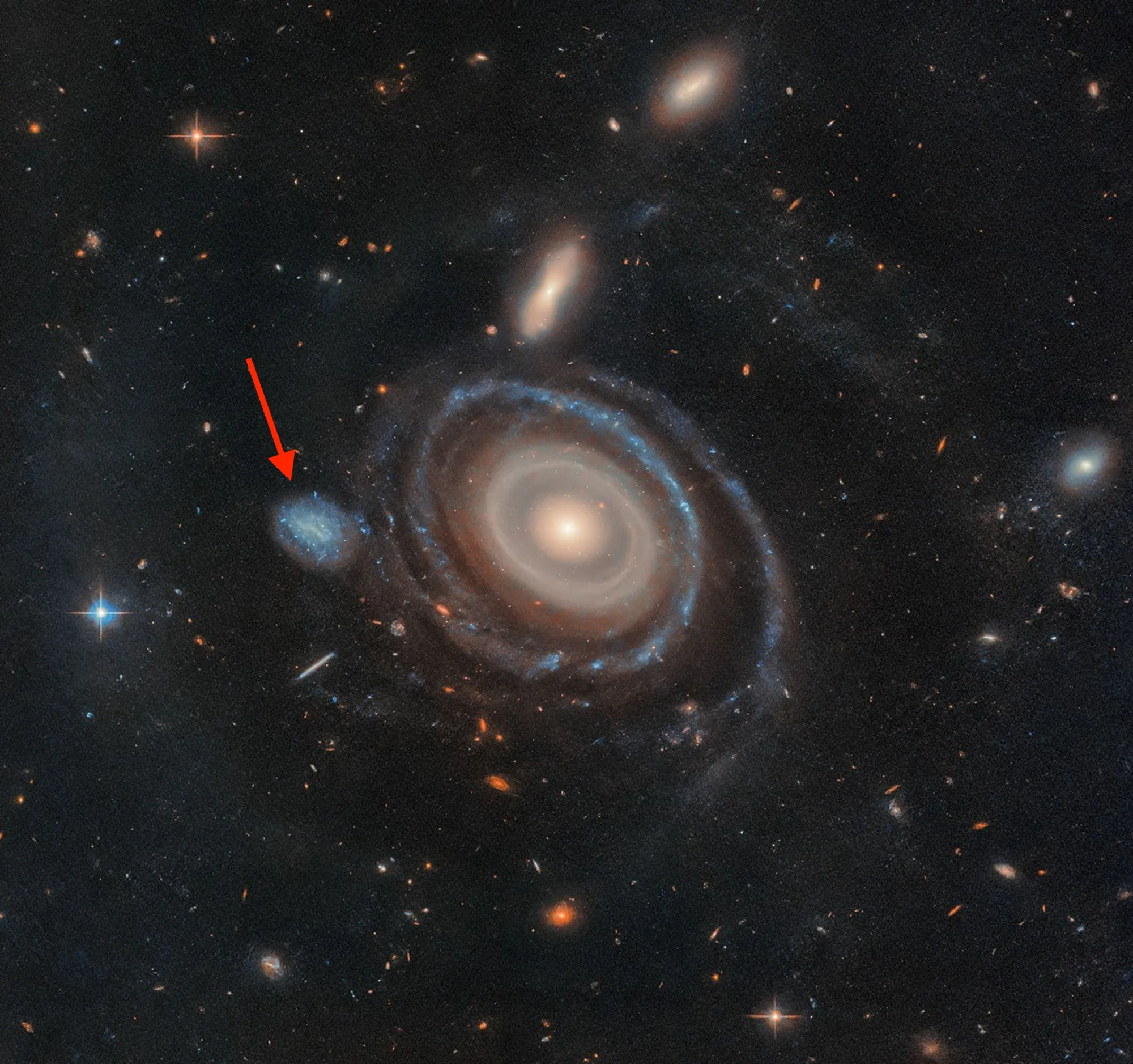 Kuva: NASA / ESA / Imad Pasha (Yale University) / Pieter G. van Dokkum (Yale University) 