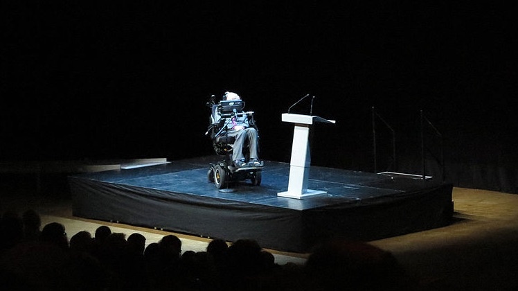 Stephen Hawking luennoimassa