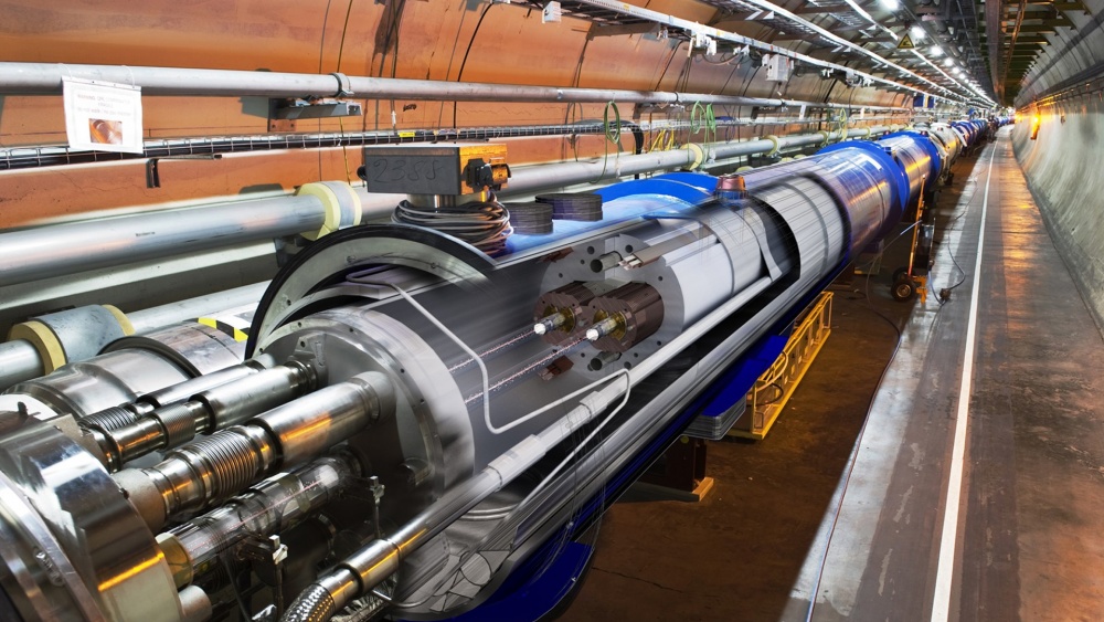 CERNin LHC-kiihdytin, jonka etuosan sisusta on otettu näkyviin