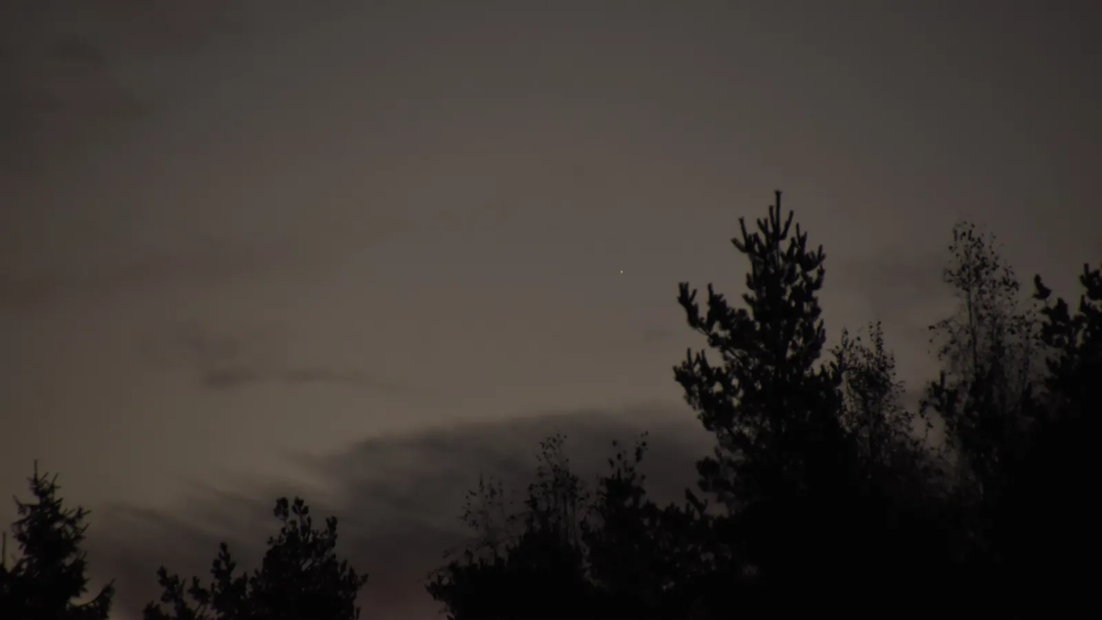 Merkurius aamutaivaalla